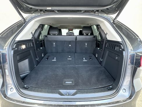 Used 2024 MAZDA CX-90 3.3 Turbo w/ Preferred Plus AWD/4WD image 18