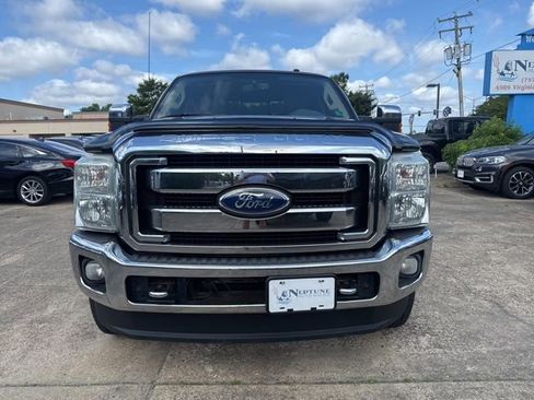 Used 2011 Ford F250 Lariat w/ Lariat Ultimate Pkg AWD/4WD image 2