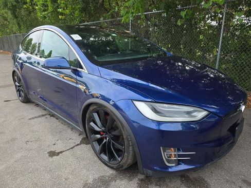 Used 2016 Tesla Model X Performance AWD/4WD image 3