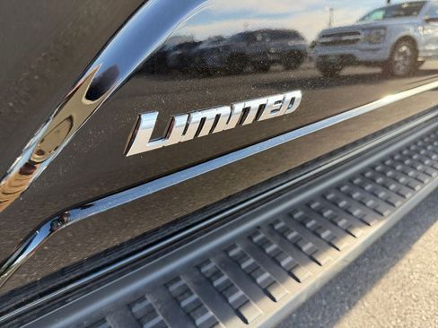 Used 2026 Toyota 4Runner Limited AWD/4WD image 34