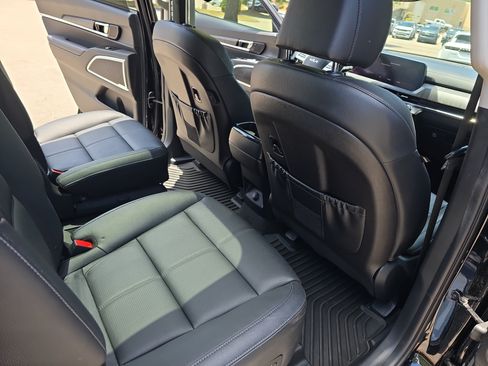 Used 2023 Kia Telluride SX FWD image 11