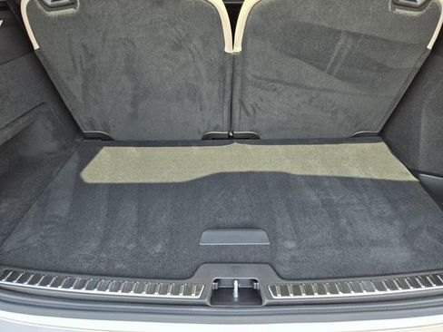Used 2025 Volvo XC90 B5 Core image 35