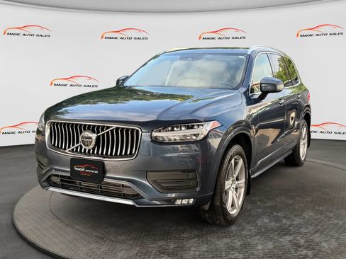 Used 2021 Volvo XC90 T6 Momentum w/ Advanced Package AWD/4WD image 1