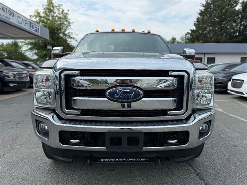 Used 2015 Ford F250 Lariat w/ Chrome Package AWD/4WD image 2