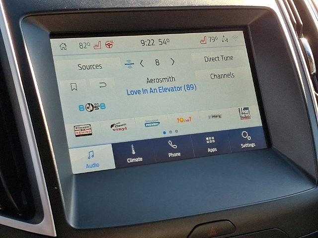 Used 2020 Ford Edge SEL w/ Convenience Package AWD/4WD image 3