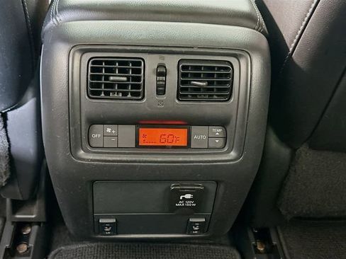 Used 2015 Nissan Pathfinder Platinum image 21