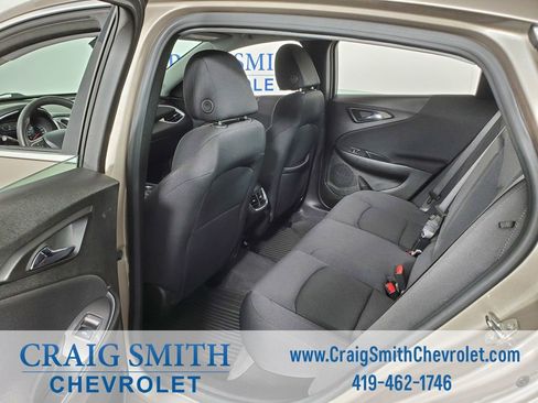 Used 2023 Chevrolet Malibu LT FWD image 28