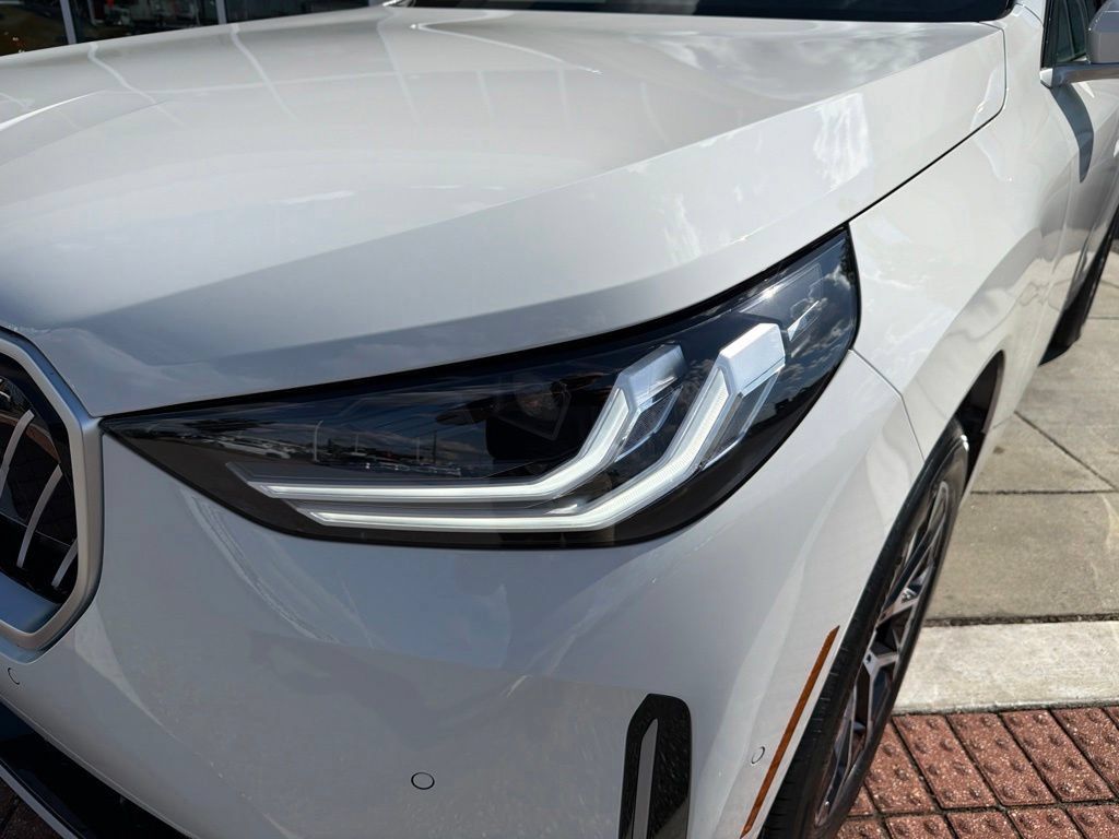 New 2026 BMW X3 xDrive30i AWD/4WD image 11