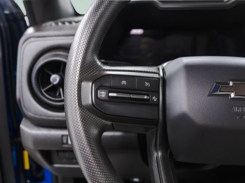Used 2023 Chevrolet Colorado Trail Boss w/ LPO, Dark Essentials Package AWD/4WD image 10