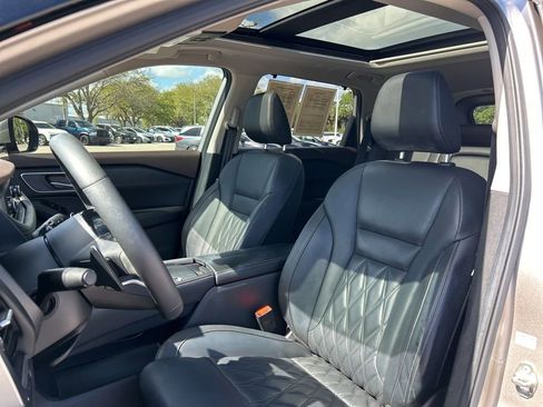 Certified 2023 Nissan Rogue Platinum w/ Platinum Premium Package image 22