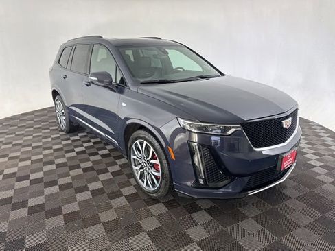 Used 2024 Cadillac XT6 Sport w/ Platinum Package AWD/4WD image 1
