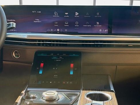 Used 2025 Cadillac Escalade Premium Luxury w/ Touring Package AWD/4WD image 24