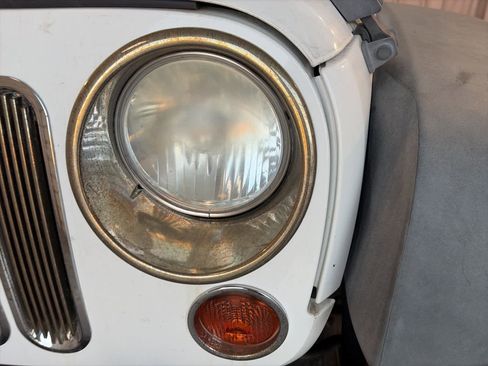 Used 2012 Jeep Wrangler Sport image 2