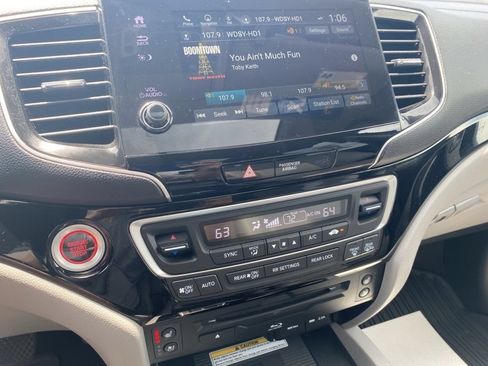 Used 2022 Honda Pilot Elite image 35