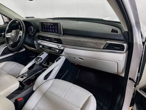 Used 2021 Kia Telluride EX w/ EX Premium Package AWD/4WD image 11