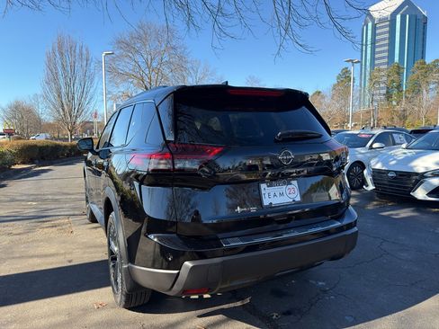 New 2026 Nissan Rogue SV image 5