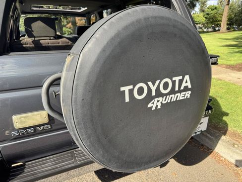 Used 1990 Toyota 4Runner SR5 AWD/4WD image 39