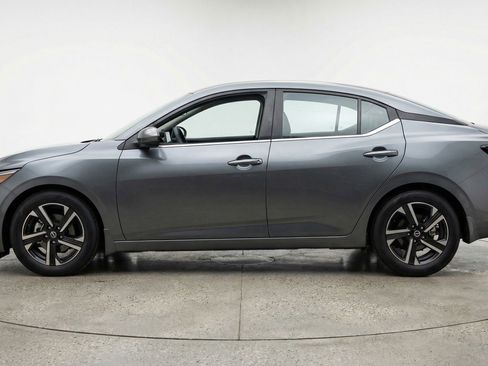 Used 2025 Nissan Sentra SV FWD image 5