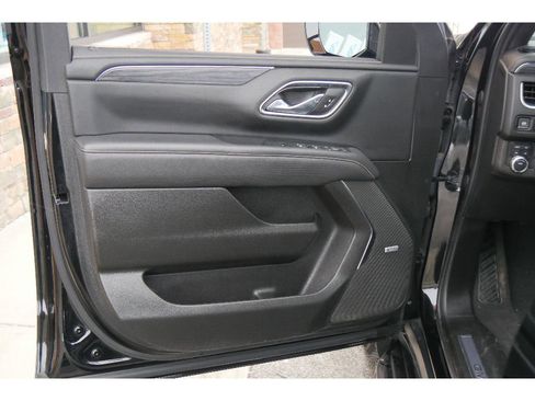 Used 2022 GMC Yukon SLT image 9