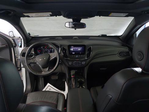 New 2023 Chevrolet Equinox RS w/ RS Leather Package AWD/4WD image 5