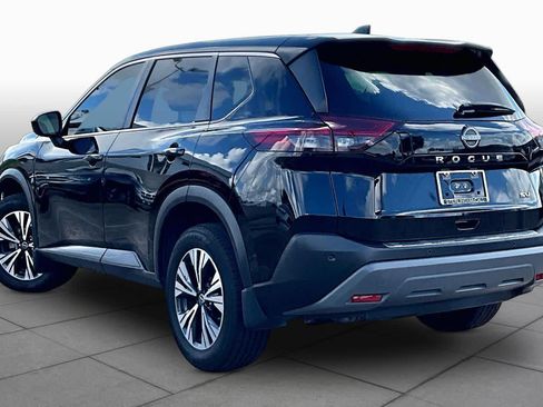 Certified 2023 Nissan Rogue SV FWD image 12