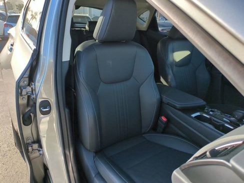 Used 2025 Lexus NX 350h 350h Premium image 31