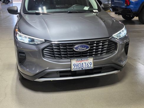 Used 2023 Ford Escape Active FWD image 9