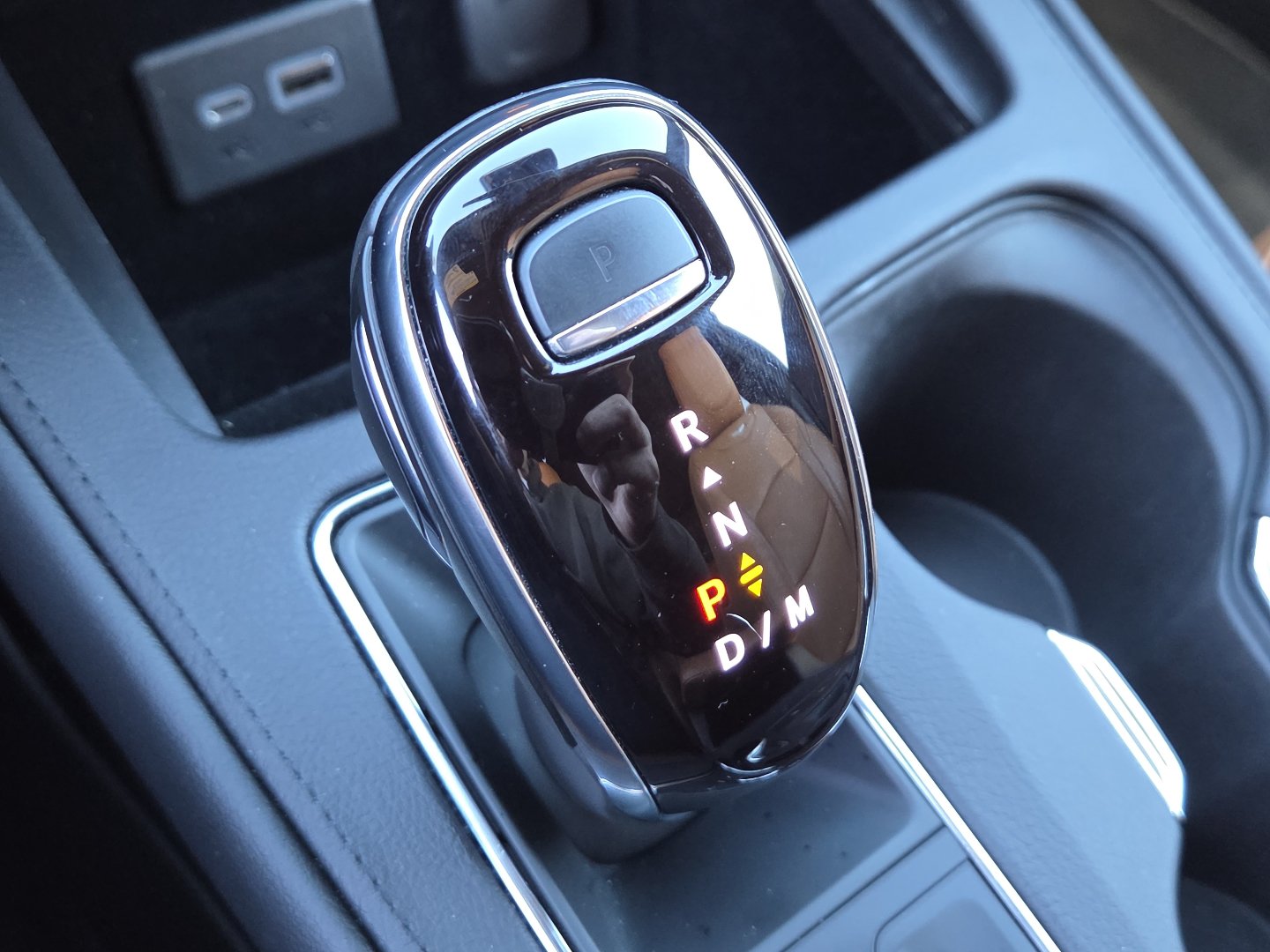 Used 2023 Cadillac XT4 Sport AWD/4WD image 31