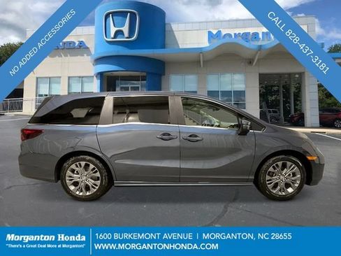 New 2026 Honda Odyssey Touring image 7
