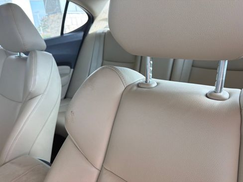 Used 2018 Acura TLX FWD image 12
