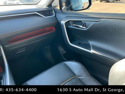 Used 2021 Toyota RAV4 Adventure image 10