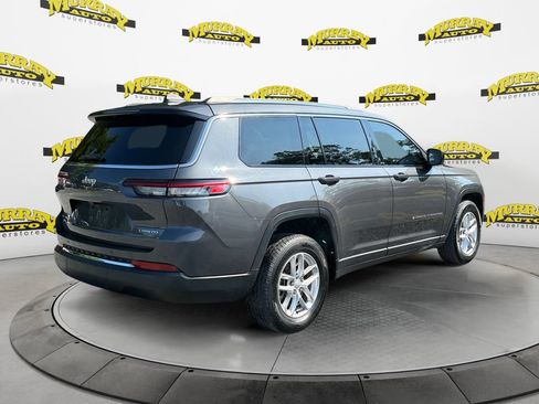 Used 2021 Jeep Grand Cherokee L Laredo w/ Luxury Tech Group I AWD/4WD image 5