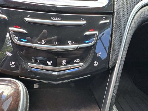 Used 2017 Cadillac XTS Luxury AWD/4WD image 23