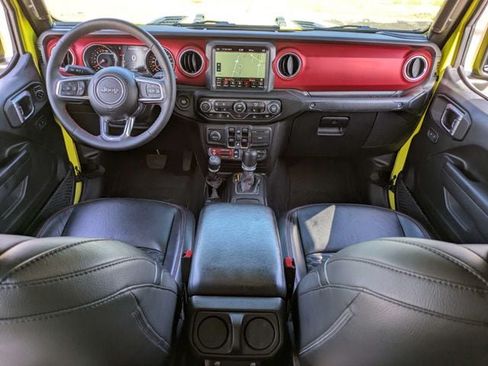 Used 2023 Jeep Gladiator Rubicon w/ LED Lighting Group AWD/4WD image 15