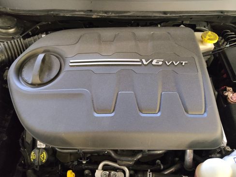 Used 2021 Jeep Cherokee Latitude Lux image 30