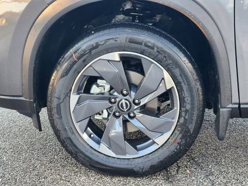 New 2026 Nissan Rogue SV image 7