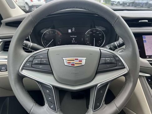 Certified 2023 Cadillac XT5 Premium Luxury AWD/4WD image 21