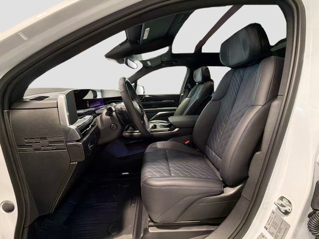 New 2026 Cadillac Escalade IQ Sport 1 w/ LPO, Floor Liner Package AWD/4WD image 16