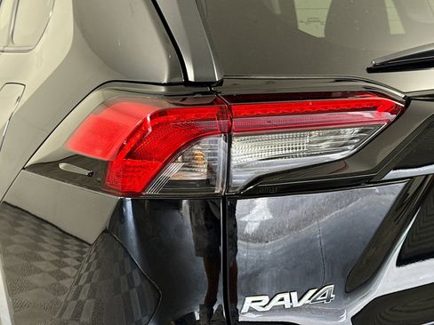 Used 2025 Toyota RAV4 LE FWD image 35