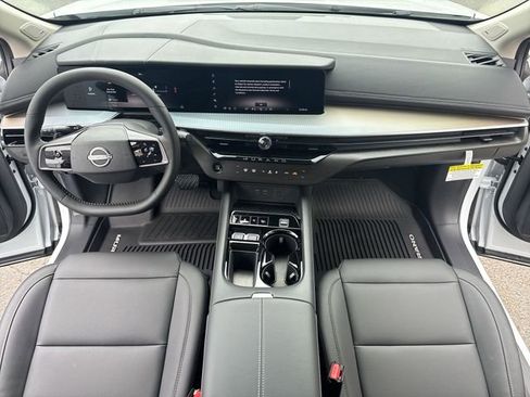 New 2025 Nissan Murano SL image 9