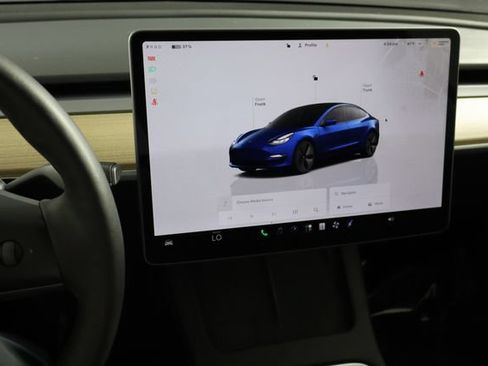 Used 2023 Tesla Model 3 Standard Range RWD image 19
