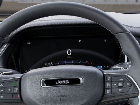 New 2026 Jeep Grand Cherokee Altitude image 17