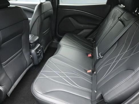 Used 2022 Ford Mustang Mach-E Select image 22