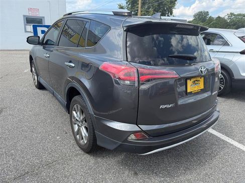 Used 2016 Toyota RAV4 Limited FWD image 7