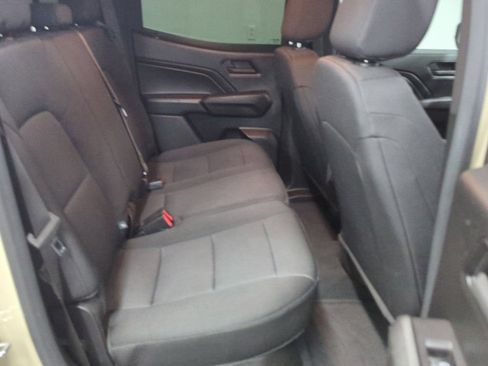 Used 2023 Chevrolet Colorado Trail Boss w/ Technology Package AWD/4WD image 25