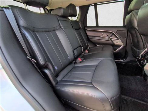 Used 2025 Land Rover Range Rover SE AWD/4WD image 22