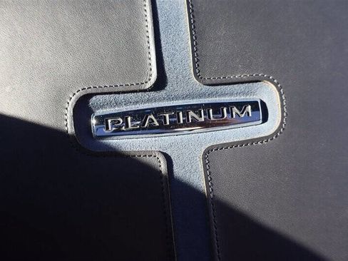 Used 2025 Ford F350 Platinum image 31