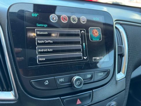 Used 2016 Chevrolet Malibu LT FWD image 29