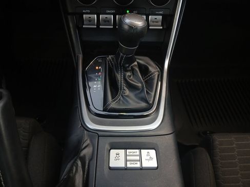 Used 2023 Toyota GR86 RWD image 10