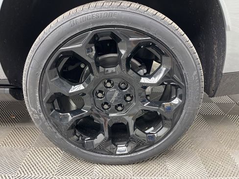 New 2026 GMC Yukon AT4 Ultimate image 4